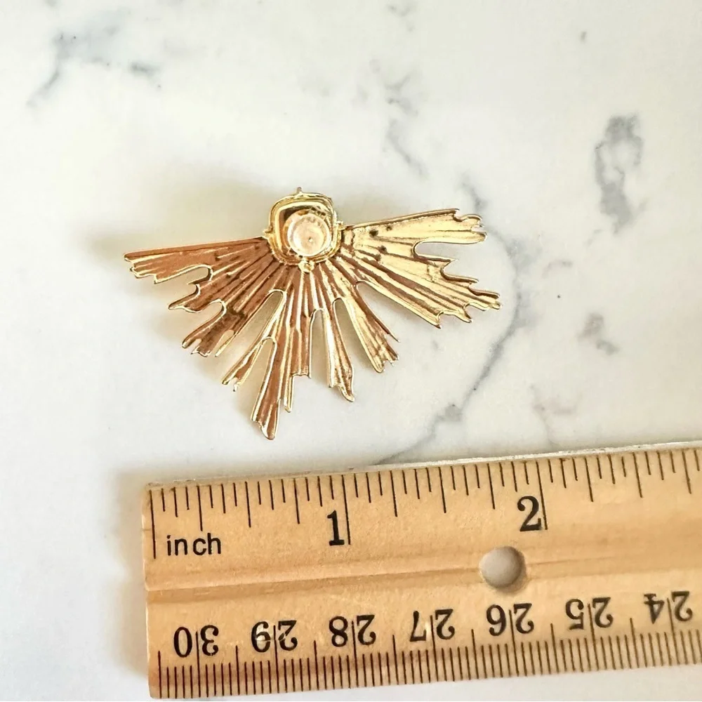 2/$30🌵 Vintage Style Gold Square Green Stone Earrings Gold Burst Art Deco NEW